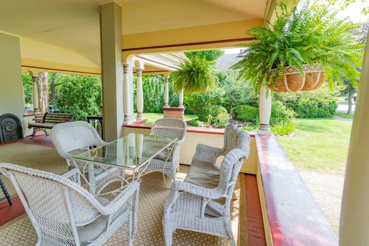 Saratoga Dreams Bed And Breakfast Саратога Спрингс Екстериор снимка