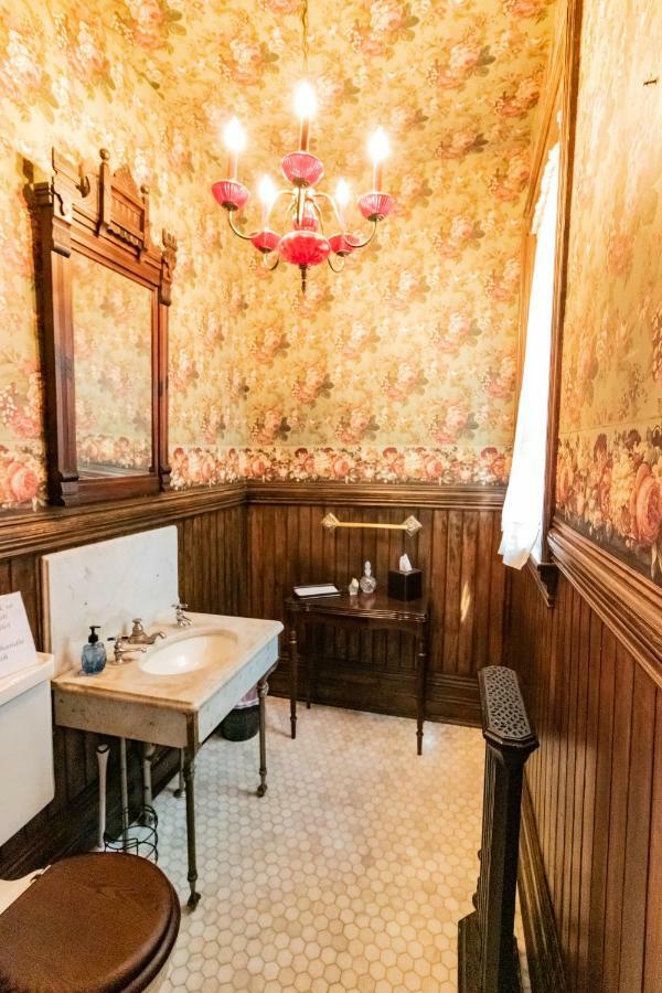 Saratoga Dreams Bed And Breakfast Саратога Спрингс Екстериор снимка