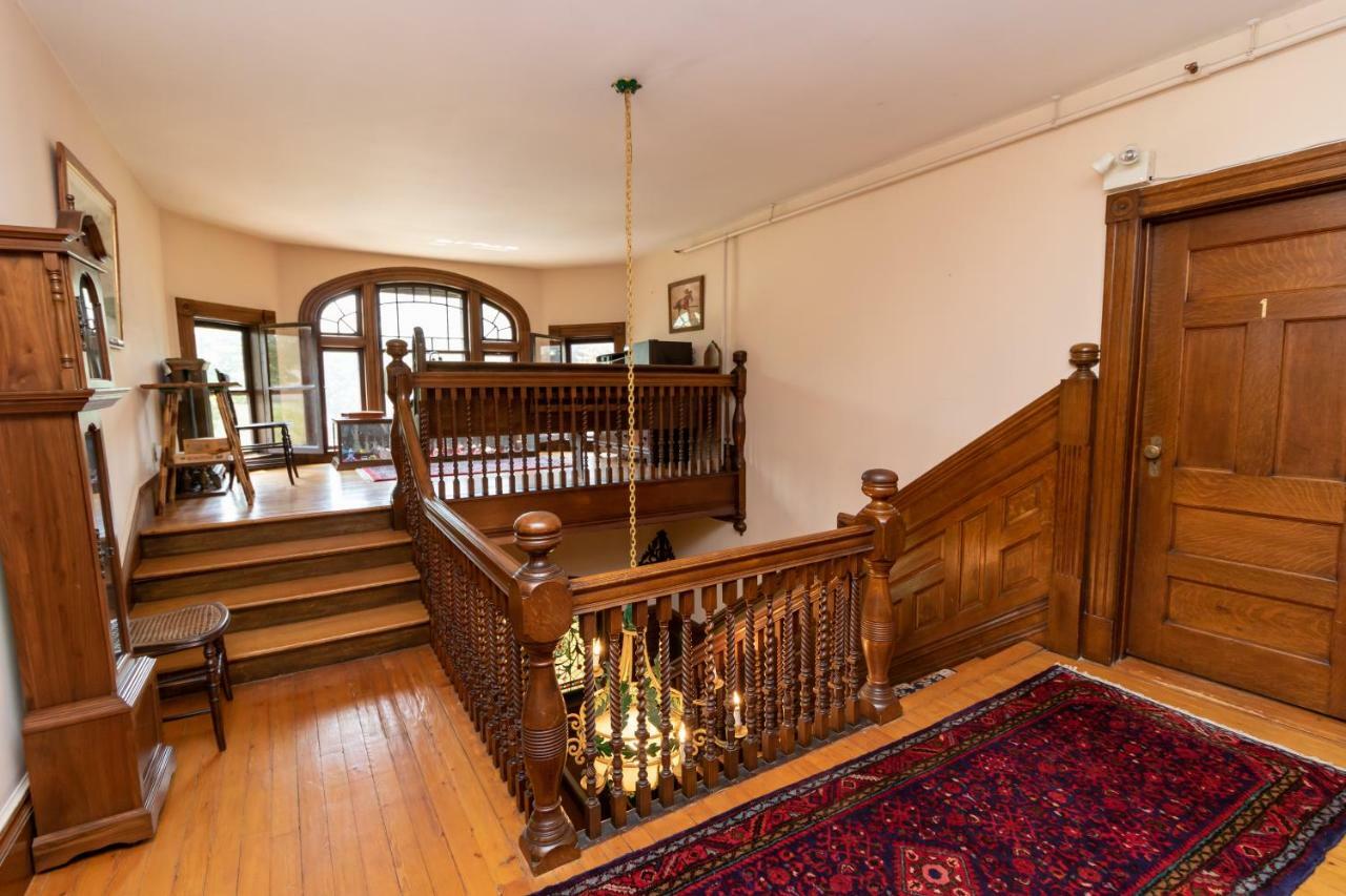 Saratoga Dreams Bed And Breakfast Саратога Спрингс Екстериор снимка